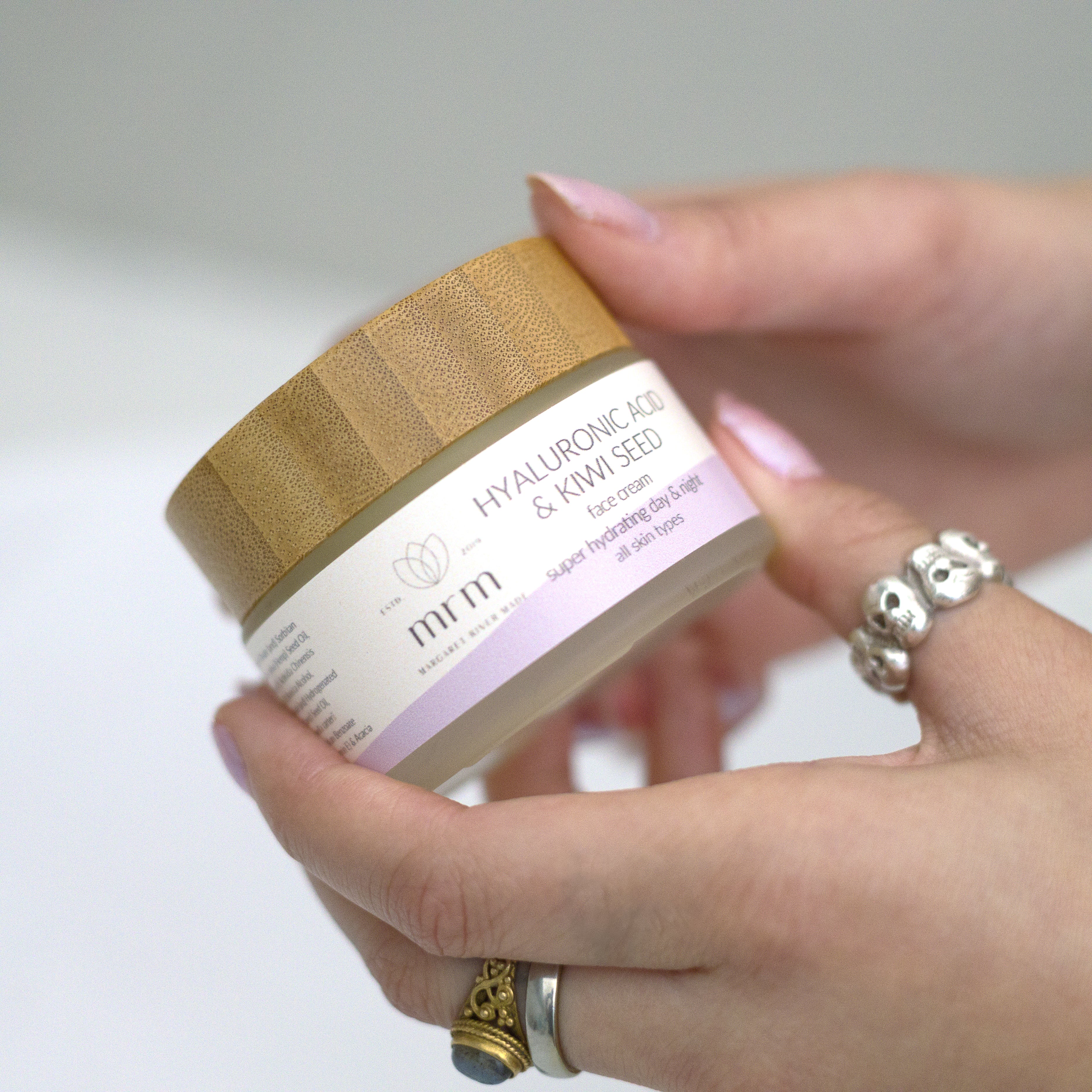 Hyaluronic Acid & Kiwi Seed Face Cream - Image 3